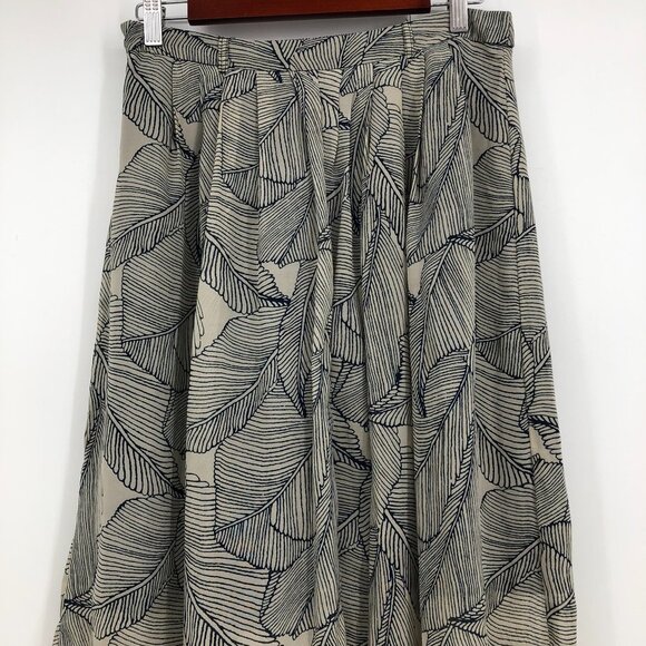 Romy Navy blue + ivory Hi Low Leaf print Midi skirt  size small - Picture 5 of 14